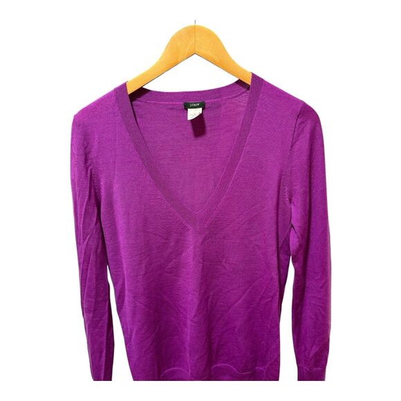 J Crew Purple 100% Merino Wool V Neck Pullover Sweater Size M - Picture 4 of 6